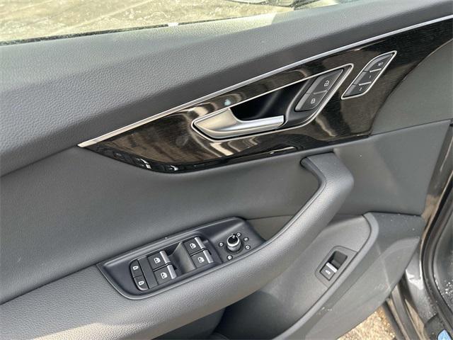 used 2025 Audi Q7 car, priced at $66,400