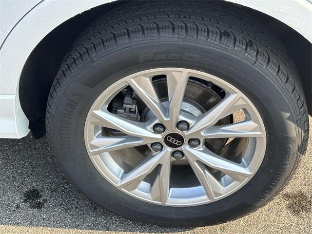 new 2025 Audi Q3 car, priced at $44,530