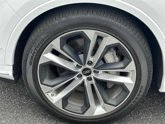 used 2022 Audi Q7 car, priced at $52,100