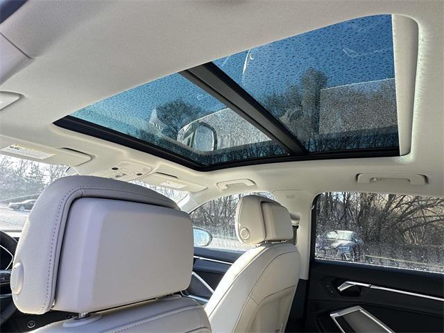 new 2025 Audi Q3 car, priced at $43,935