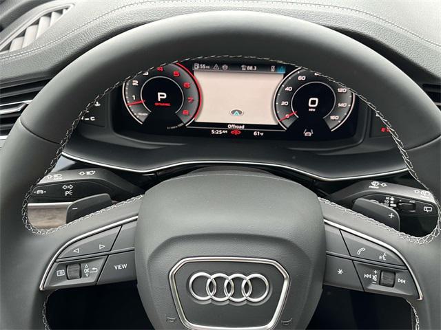 new 2025 Audi Q7 car, priced at $77,525