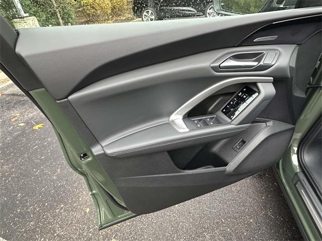 new 2025 Audi Q5 car, priced at $59,900