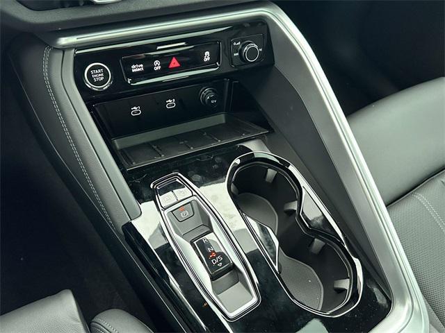 new 2025 Audi Q5 car, priced at $59,900