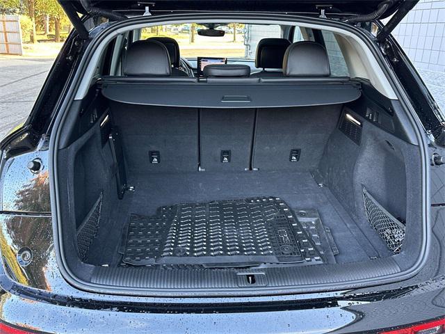 used 2022 Audi Q5 car, priced at $31,900