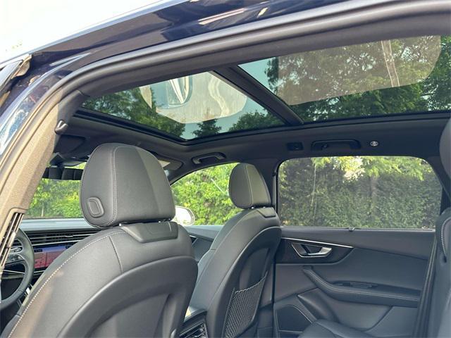 used 2025 Audi Q7 car, priced at $70,000