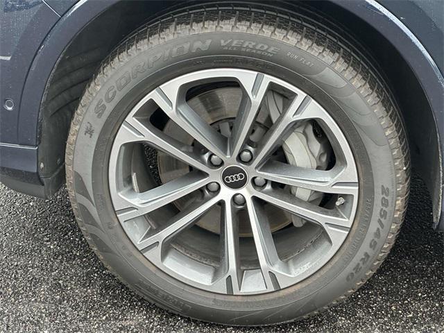 used 2025 Audi Q7 car, priced at $61,500