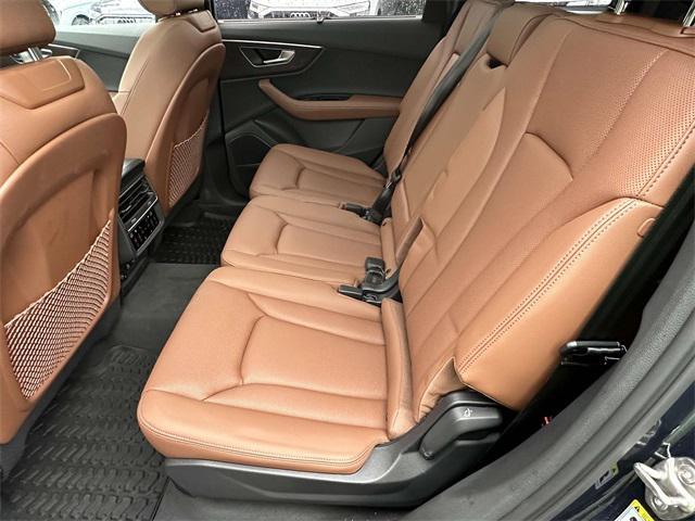 used 2025 Audi Q7 car, priced at $61,500