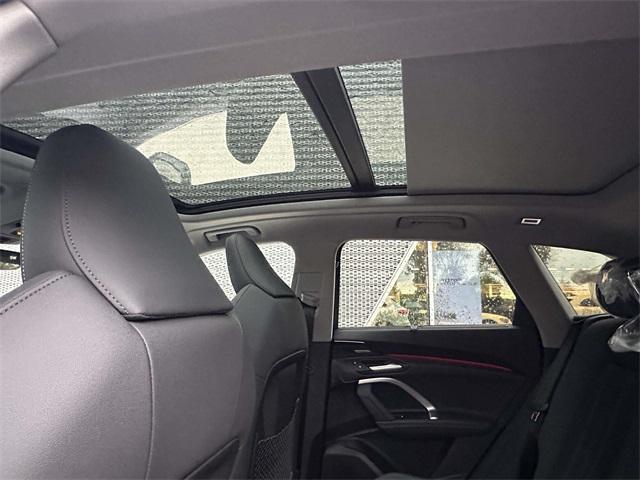 new 2025 Audi Q5 car, priced at $60,000