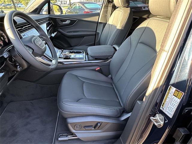 new 2025 Audi Q7 car, priced at $77,580