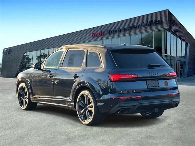 new 2025 Audi Q7 car, priced at $77,580