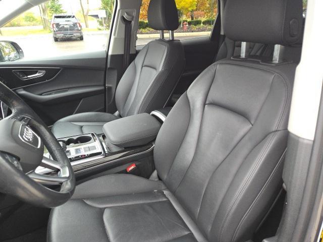 used 2023 Audi Q7 car, priced at $37,900