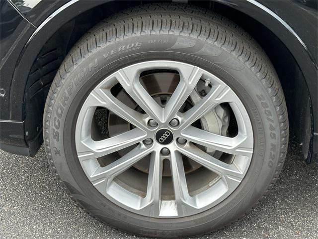 used 2025 Audi Q7 car, priced at $63,800