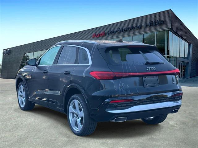 new 2025 Audi Q5 car, priced at $59,900