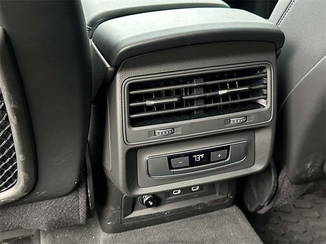 used 2025 Audi Q7 car, priced at $60,400