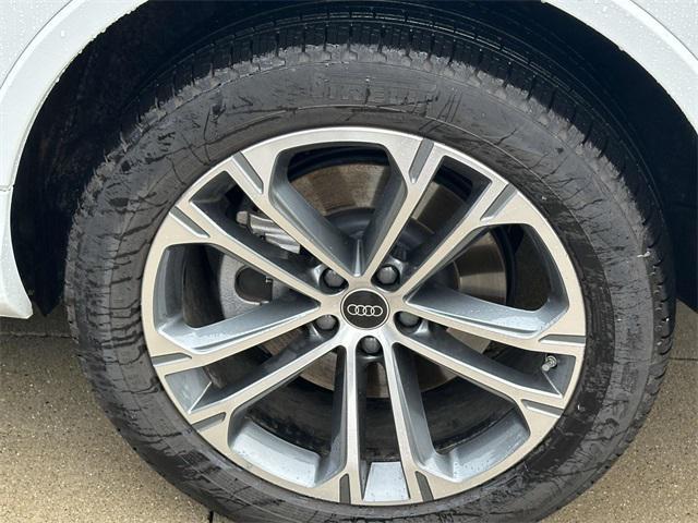 used 2025 Audi Q7 car, priced at $60,400