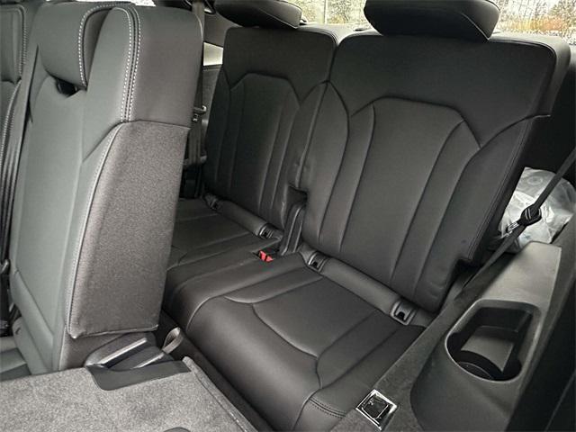 used 2025 Audi Q7 car, priced at $60,400
