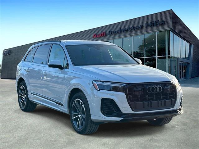 used 2025 Audi Q7 car, priced at $61,900