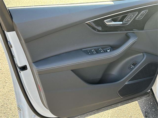 used 2025 Audi Q7 car, priced at $63,500