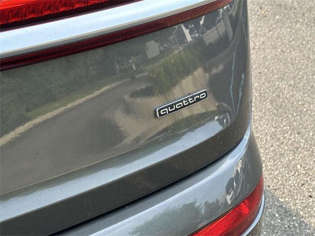 used 2023 Audi Q7 car, priced at $43,900