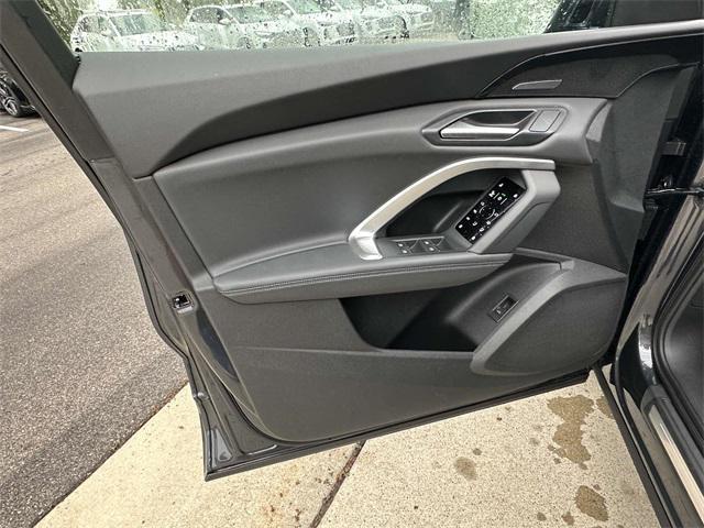 new 2025 Audi Q5 car, priced at $59,110