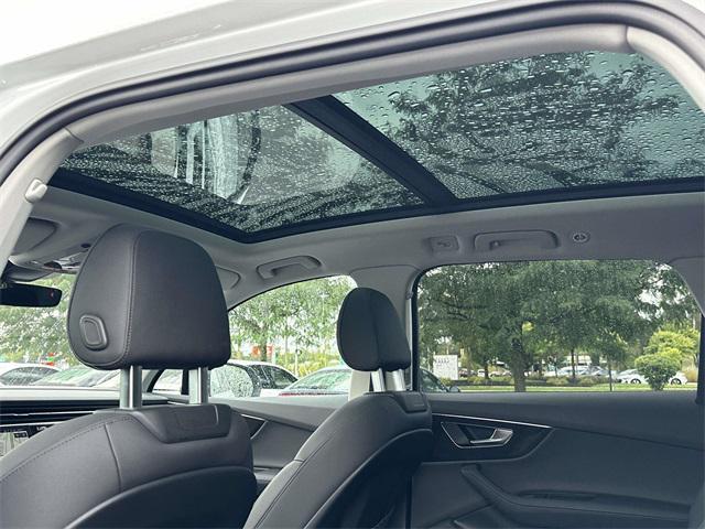 used 2023 Audi Q7 car, priced at $36,000