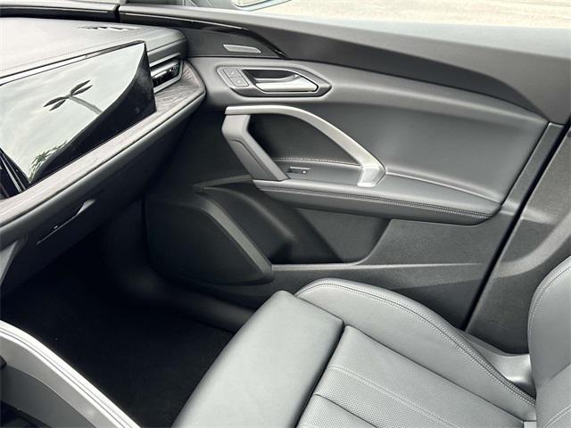 new 2025 Audi Q5 car, priced at $59,500