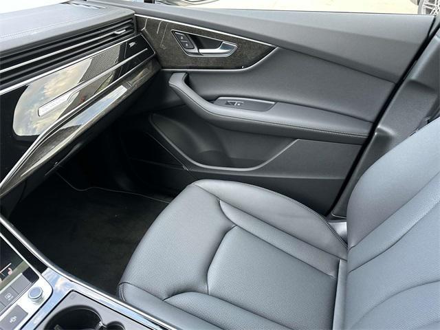 new 2025 Audi Q7 car, priced at $77,750