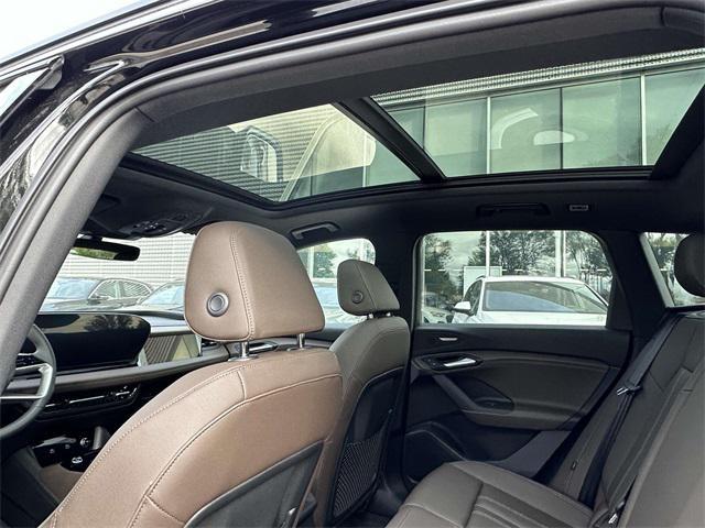 new 2025 Audi Q6 e-tron car, priced at $76,425