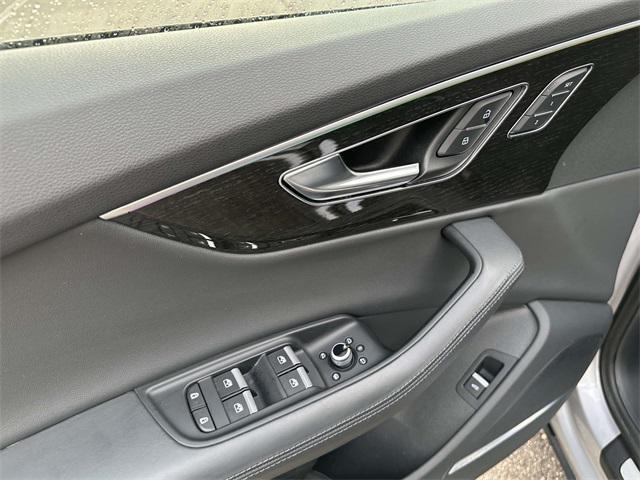 used 2022 Audi Q7 car, priced at $47,500