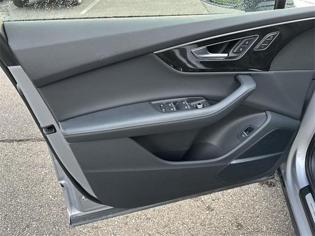 used 2022 Audi Q7 car, priced at $47,500