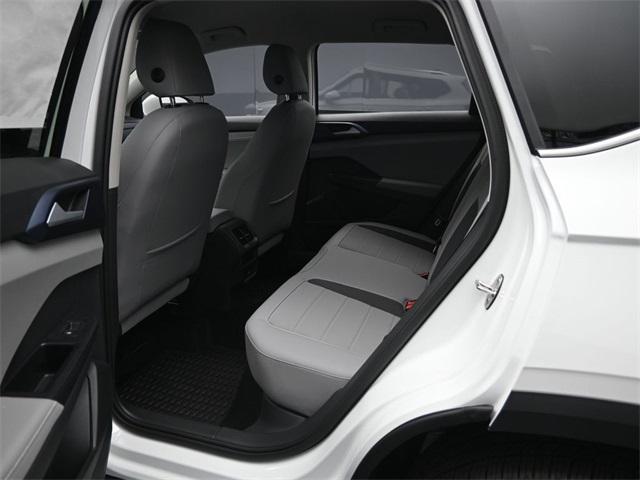 new 2024 Volkswagen Taos car