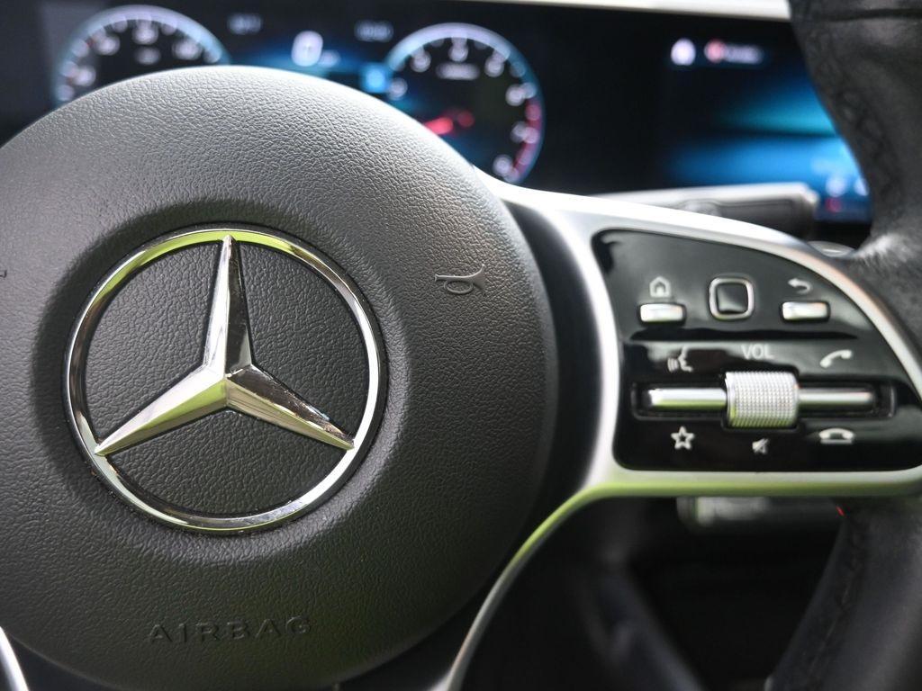 used 2021 Mercedes-Benz GLB 250 car, priced at $27,580
