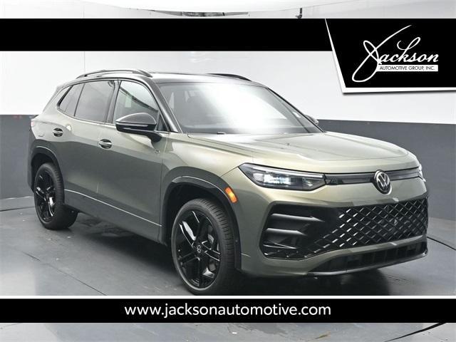 new 2025 Volkswagen Tiguan car, priced at $40,041