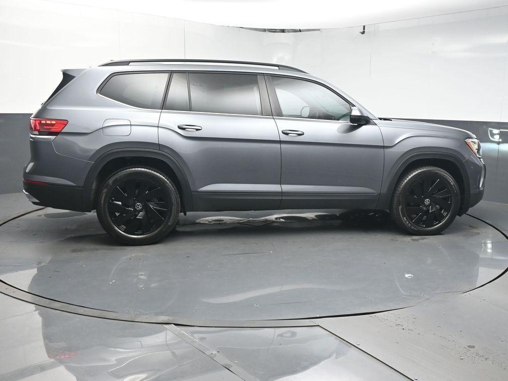 used 2025 Volkswagen Atlas car, priced at $42,856