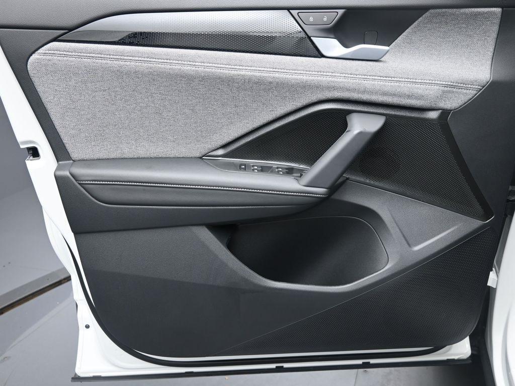 new 2025 Volkswagen Tiguan car, priced at $31,516