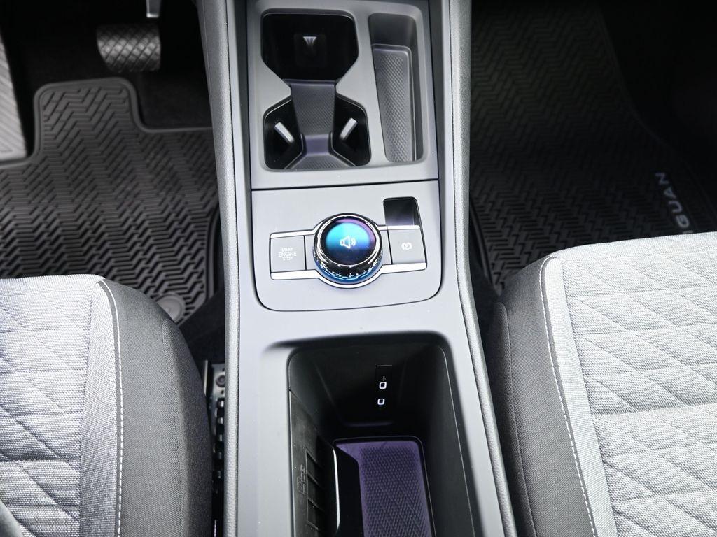 new 2025 Volkswagen Tiguan car, priced at $31,516