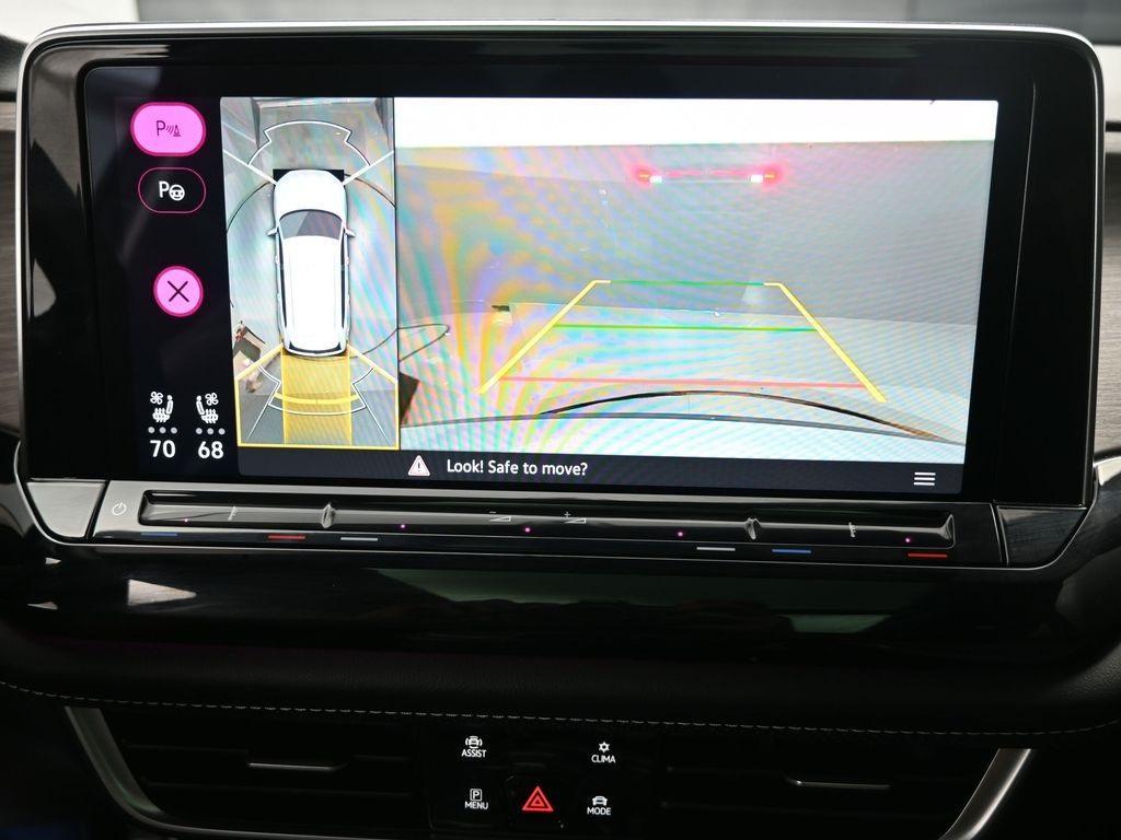used 2024 Volkswagen Atlas car, priced at $39,417