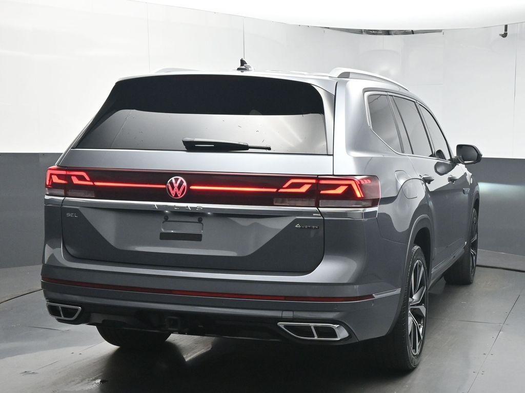 used 2024 Volkswagen Atlas car, priced at $39,417
