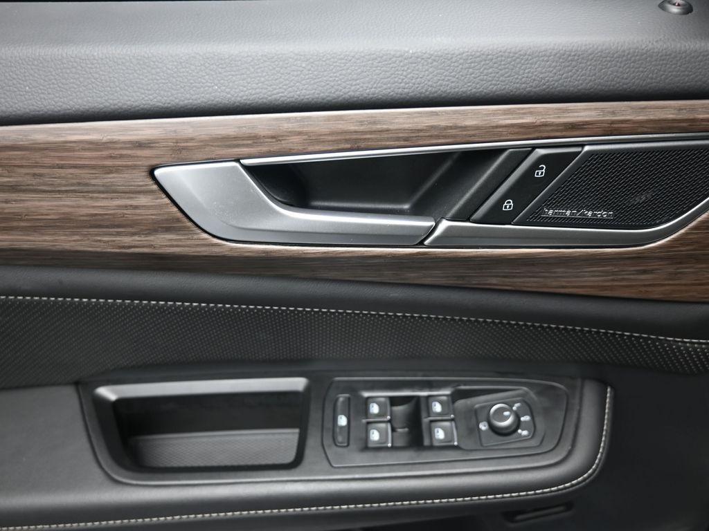 used 2024 Volkswagen Atlas car, priced at $39,417