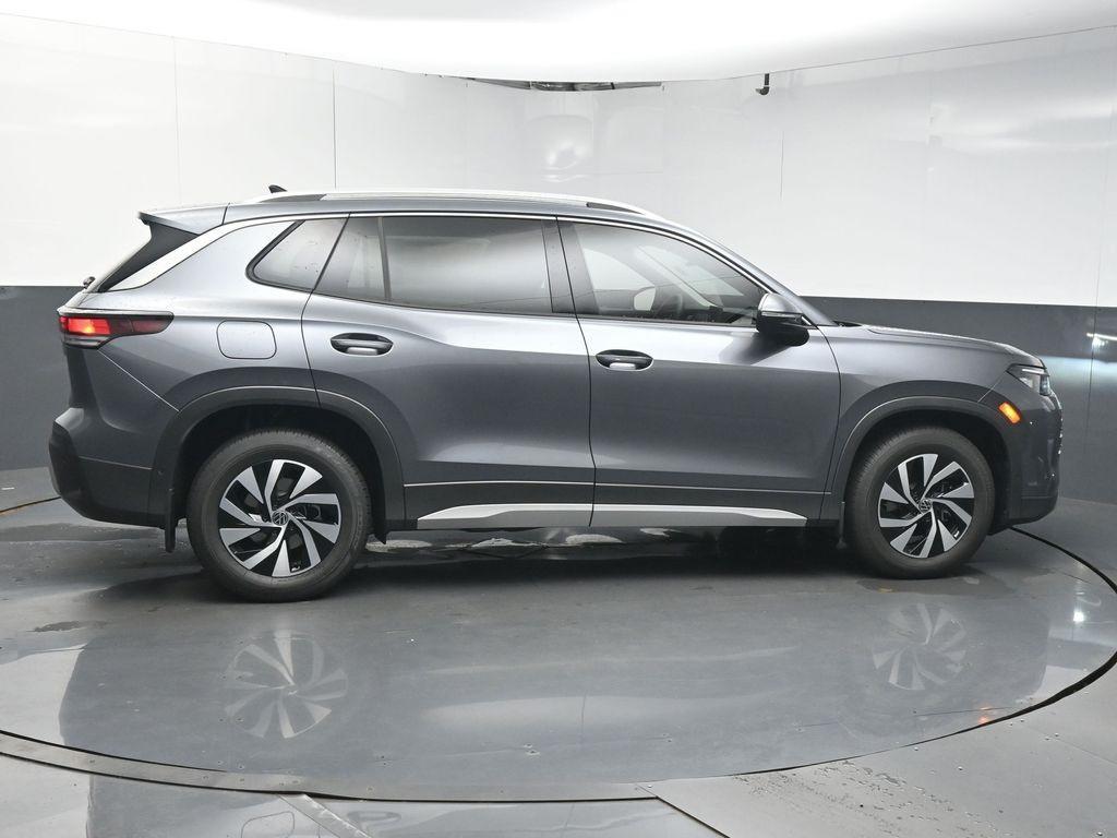 new 2025 Volkswagen Tiguan car, priced at $30,761