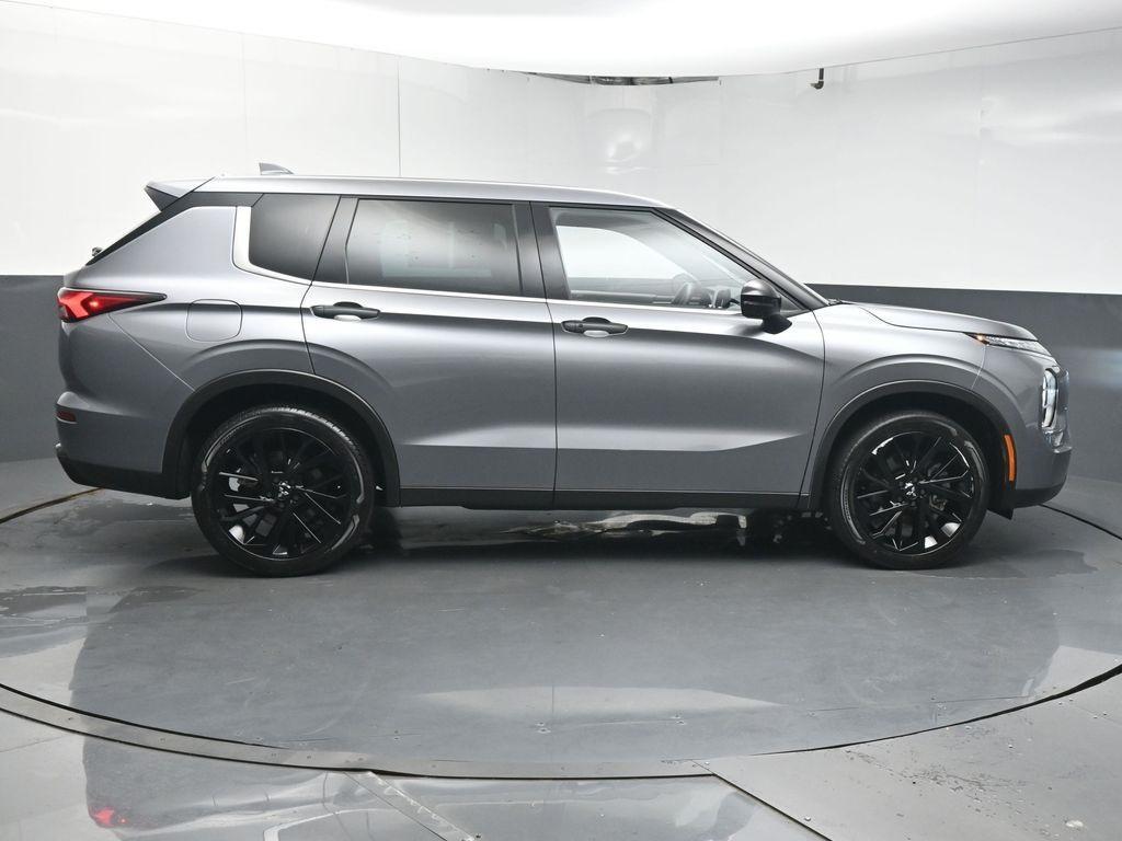 used 2023 Mitsubishi Outlander car, priced at $22,720