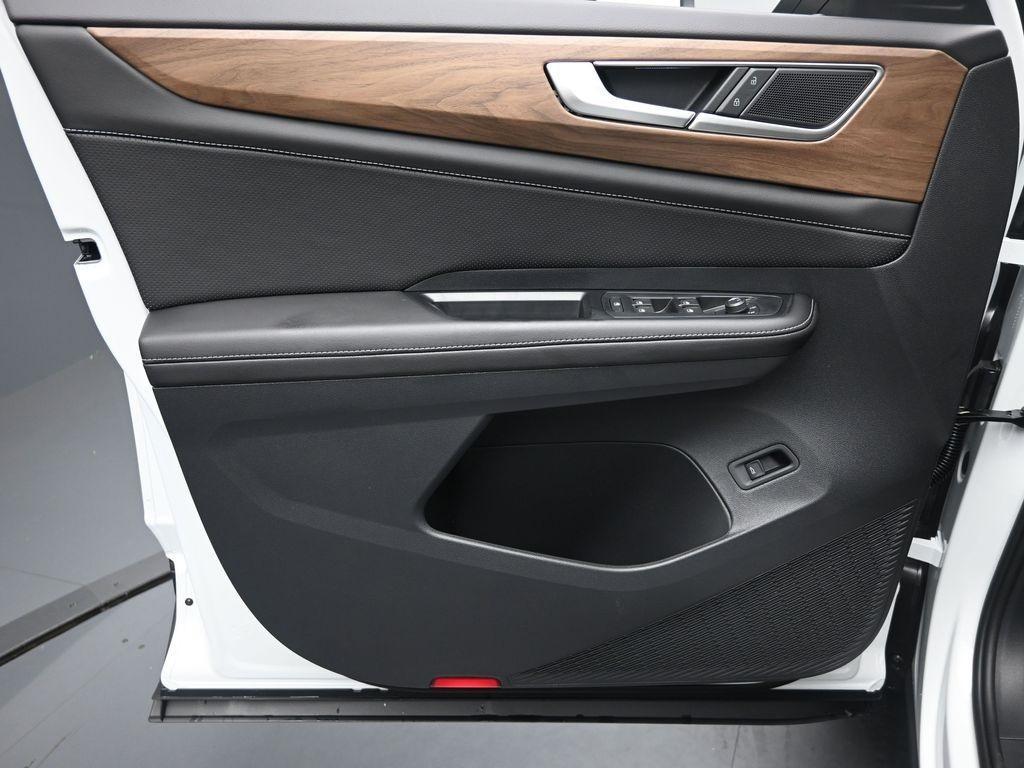 new 2026 Volkswagen Atlas car, priced at $48,788