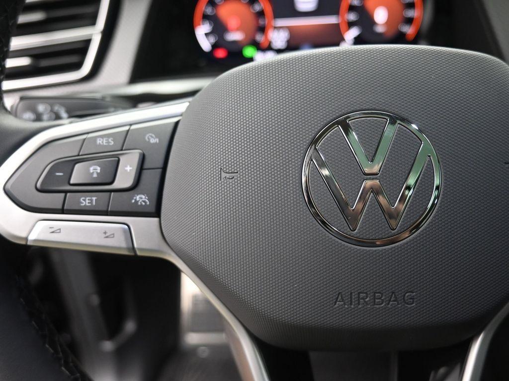 new 2025 Volkswagen Atlas car, priced at $45,101