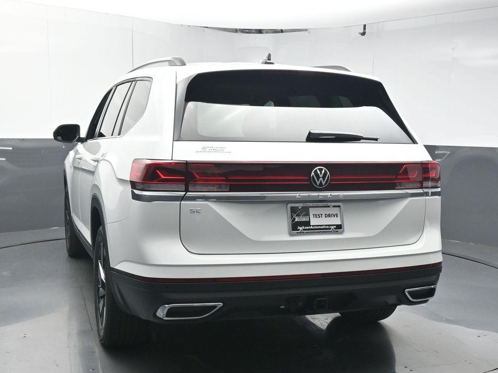 new 2026 Volkswagen Atlas car, priced at $47,477