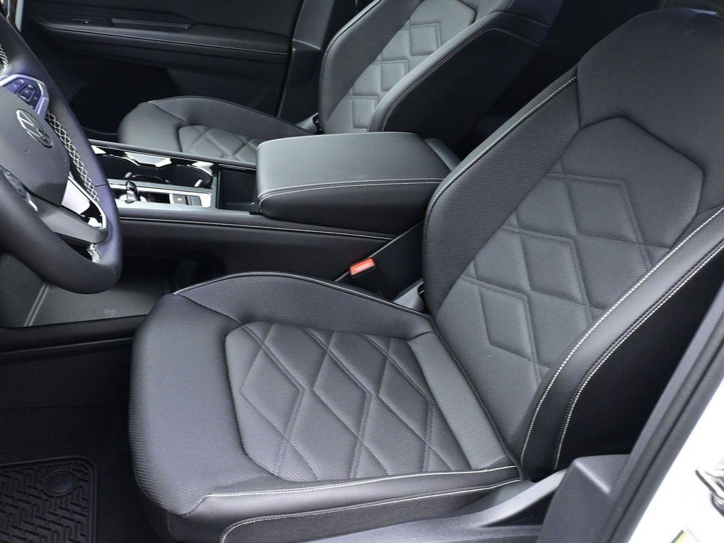 new 2026 Volkswagen Atlas car, priced at $47,477
