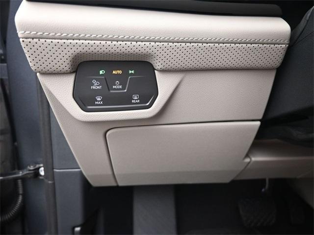 new 2025 Volkswagen Atlas car, priced at $43,506