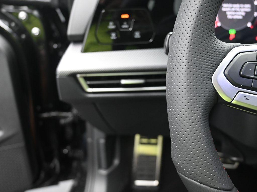 new 2025 Volkswagen Golf GTI car