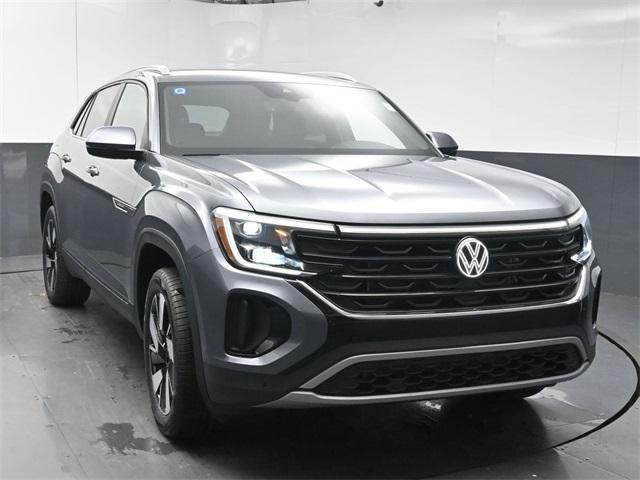 new 2025 Volkswagen Atlas Cross Sport car, priced at $43,121