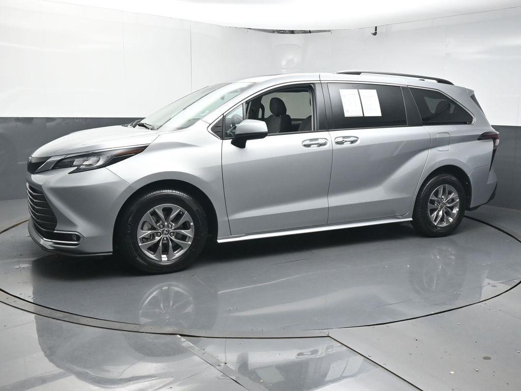 used 2023 Toyota Sienna car, priced at $39,223