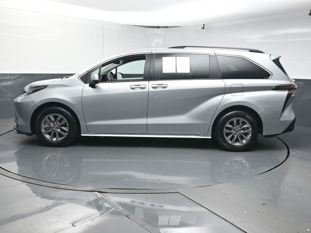 used 2023 Toyota Sienna car, priced at $39,223